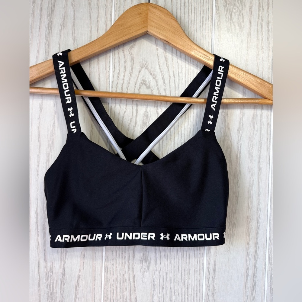 Under Armour Black Crossback Sports Bra Medium Approx